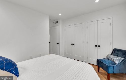 5112 Southern Ave, Washington DC 20019-5848 exterior