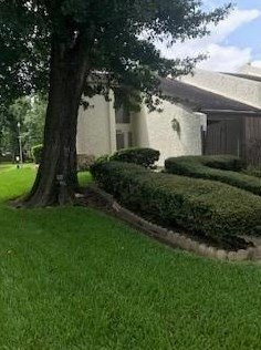 12223 Glenview Dr, Montgomery TX 77356-7909 exterior