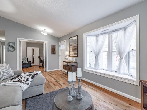 2922 Meramar Dr, Saint Louis MO 63129-5636 exterior