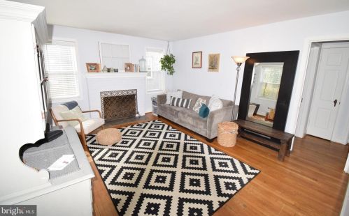 9508 Monroe St, Silver Spring MD  20910-1317 exterior