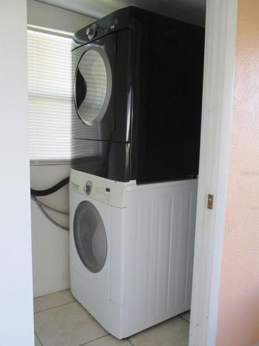 1307 Econlockhatchee Trl, Orlando FL 32825-6108 exterior