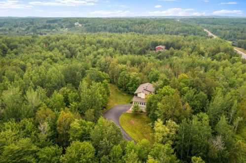 3976 Lavaque Rd, Duluth, MN 55811-3637