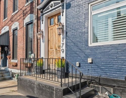 179 46th St, Pittsburgh, PA 15201-2939