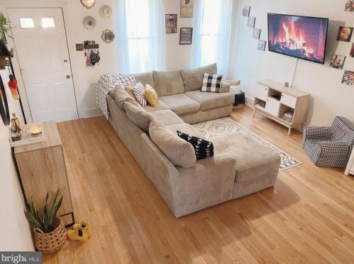 16 6th St, Pottstown, PA 19464-5226