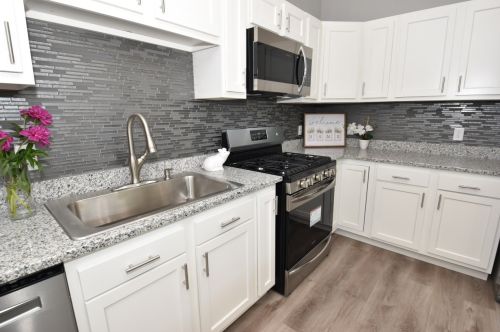 3512 Sunset Dr, Milwaukee WI  53220-1219 exterior