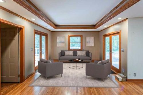 8380 Berkley Rdg, Atlanta, GA 30350-3403