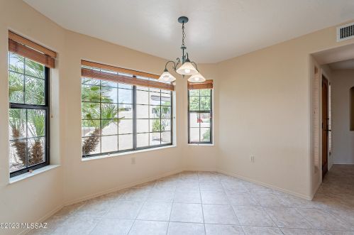 622 Avenida Cipres, Green Valley AZ 85614-3434 exterior