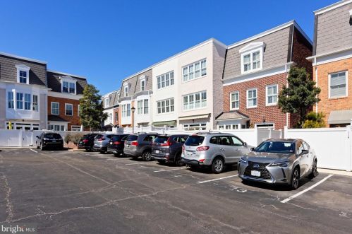 120 Queen St, Alexandria VA 22314-2610 exterior