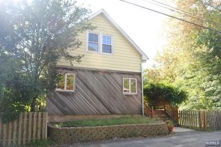 34 New York Ave, Wayne NJ  07470-5815 exterior