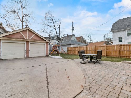 1749 47, Milwaukee WI 53208-1710 exterior