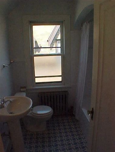 1346 Rutledge St, Madison WI 53703-3887 exterior