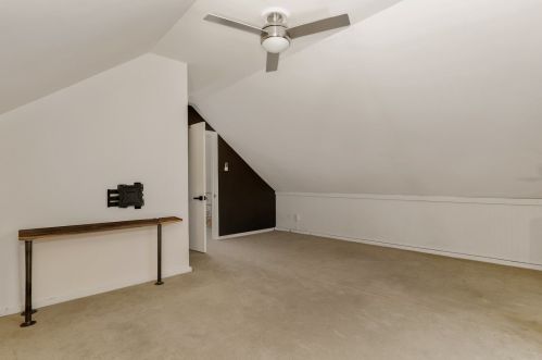 1817 Honore St, Chicago IL 60657-2007 exterior