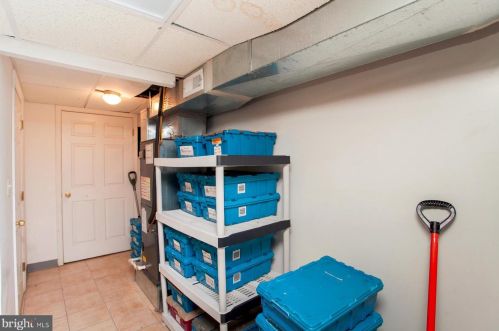 7316 Frankford Ave, Philadelphia PA 19135-3405 exterior