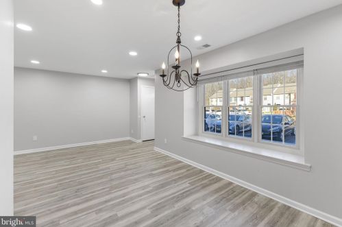 205 Wyndham Pl, Trenton NJ  08691-3138 exterior