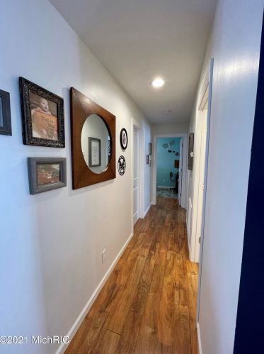 5541 Lamos Rd, Sylvan Beach MI 49461-9450 exterior