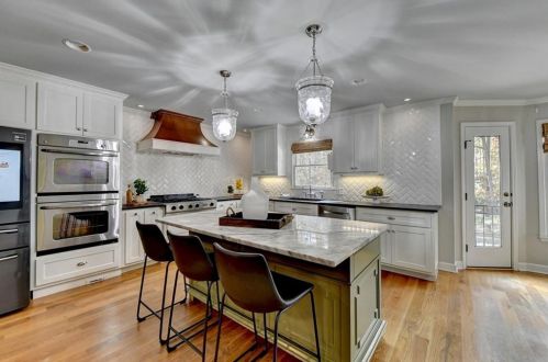 1311 Bridgewater Walk, Lithonia GA  30078-2086 exterior