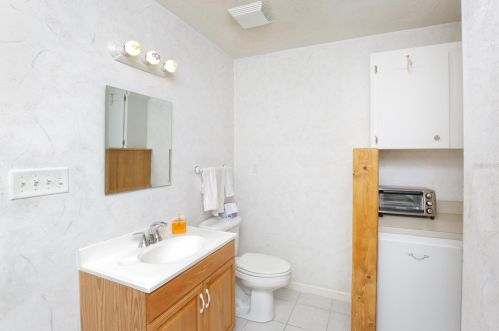 2100 Alameda St, Orlando FL 32804-6903 exterior