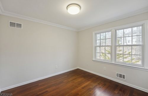 7 Deerwood Trl, Warren NJ  07059-5559 exterior