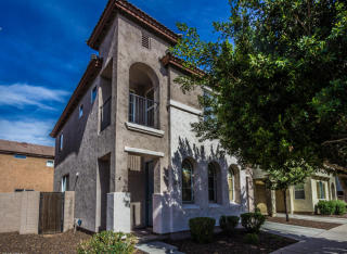 1428 Bloch Rd, Phoenix AZ  85041-2931 exterior