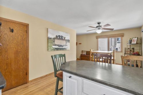 1605 Tarragon Dr, Madison WI  53716-1858 exterior