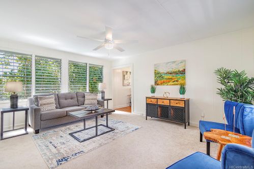 915 17 Ave, Honolulu HI 96816-4105 exterior