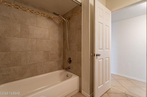 8424 23rd St, Tucson AZ  85710-6502 exterior