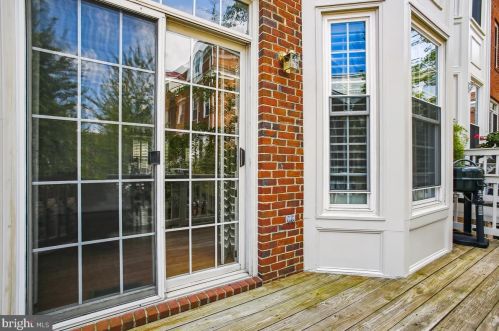 507 Pendleton St, Alexandria VA 22314-1903 exterior