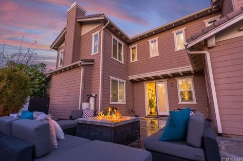 4134 Galapagos Way, Oxnard CA 93035-1432 exterior