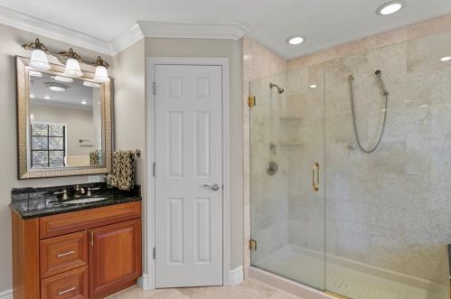 4912 Andros Dr, Tampa FL 33629-4802 exterior