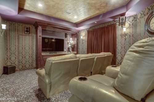 13841 Cyn Dr, Phoenix AZ 85016-2403 exterior