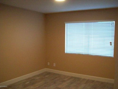 2731 Charleston Ave, Phoenix AZ  85032-1632 exterior