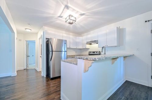 1971 Main St, Atlanta GA 30318-1851 exterior