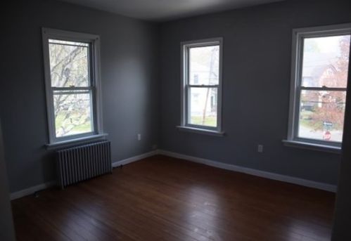 3 Bow St, Taunton MA 02780-4225 exterior