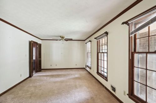 4091 Monticello Way, Atlanta, GA 30337-4507