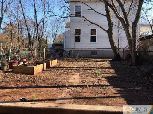 244 Hamilton St, New Brunswick NJ 08901-2206 exterior