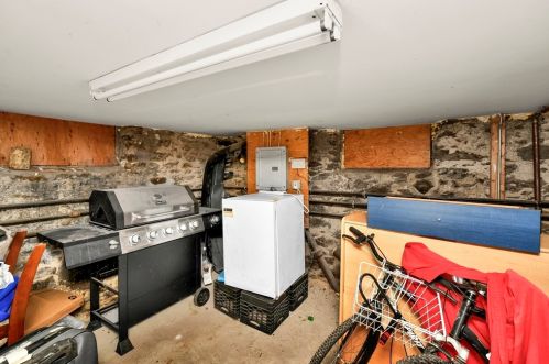 52 Quincy St, Boston MA exterior