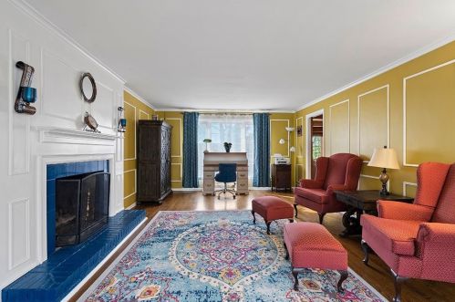 2351 Berkshire Dr, Pittsburgh PA  15241-2445 exterior