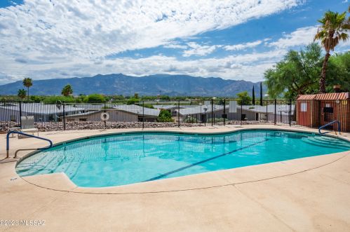 15301 Oracle Rd, Tucson AZ 85739-9403 exterior