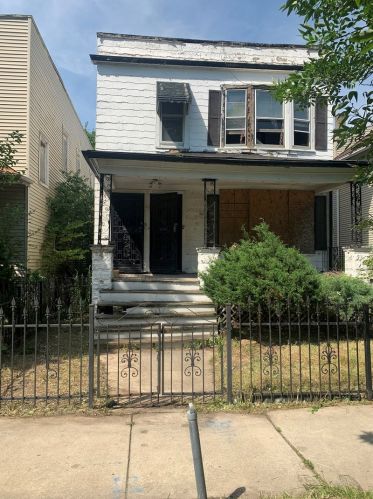 56 107th St, Chicago, IL 60628-3439