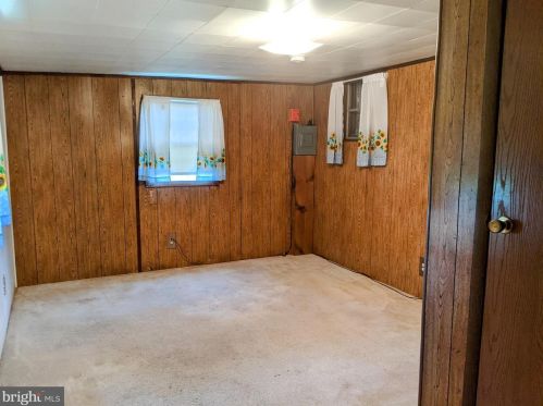 955 Plunkert Rd, Littlestown PA 17340-9643 exterior