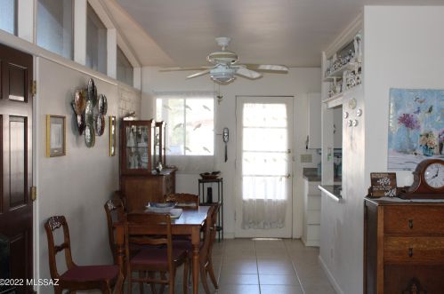 8011 Julia St, Tucson AZ 85710-4821 exterior