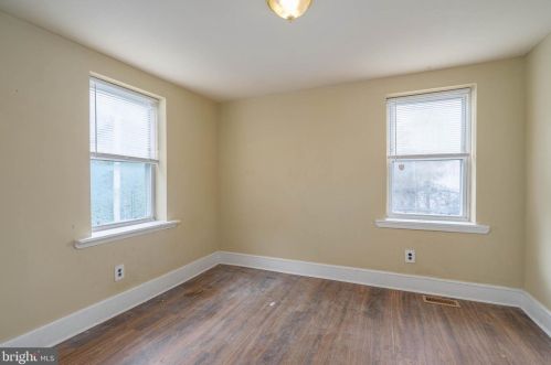 1310 17 St, Philadelphia PA 19121-5041 exterior