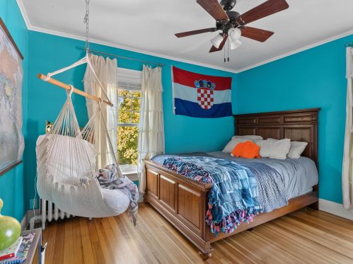 825 13 St, Manitowoc WI 54220-5101 exterior