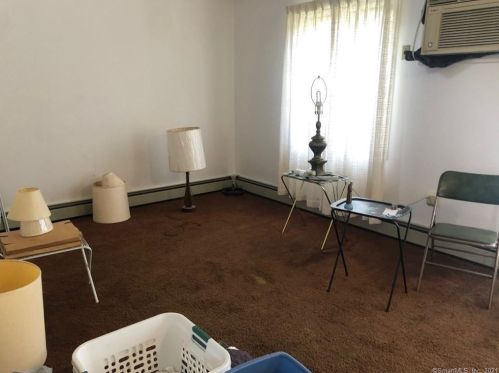 3 Kendall Ct, Norwalk, CT 06850-2507