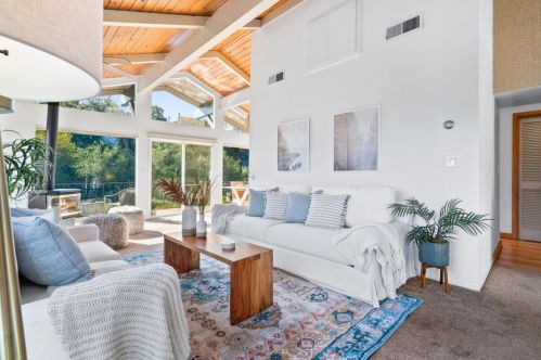 427 Riverview Ave, Capitola CA 95010-2757 exterior