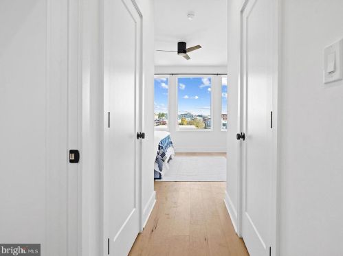 1613 2nd St, Philadelphia PA 19122 exterior