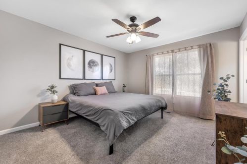 250 Village Circle Dr, Winfield MO 63389-2051 exterior