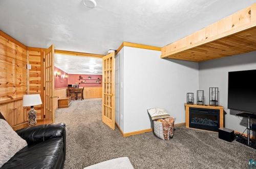 4920 Oakley St, Duluth MN 55804-1238 exterior