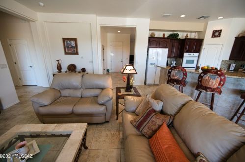 1175 Calle Artistica, Green Valley AZ 85614-6161 exterior