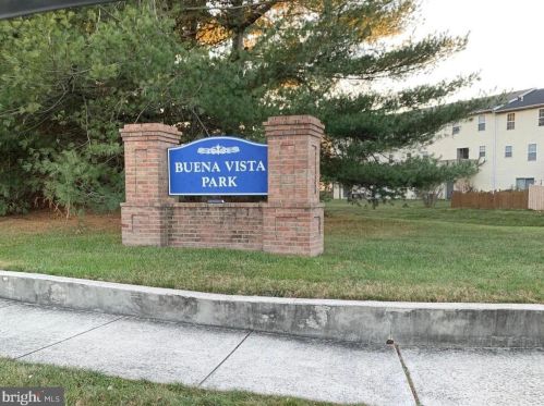 27 Erbitea Ln, New Castle DE 19720-4655 exterior